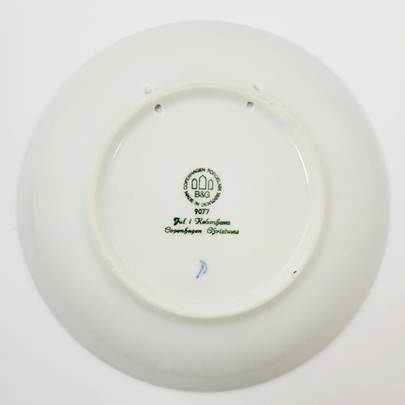 1977 B&G Bing and Grondahl "Copenhagen Christmas" Collectable Plate - Picture 3 of 4